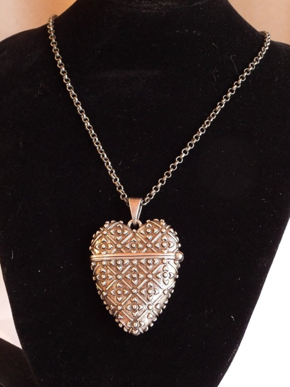 Magnetic Heart Pendant
